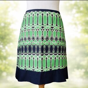 100% Silk Skirt – Green & Black Geometric Print | Banana Republic | Size 2